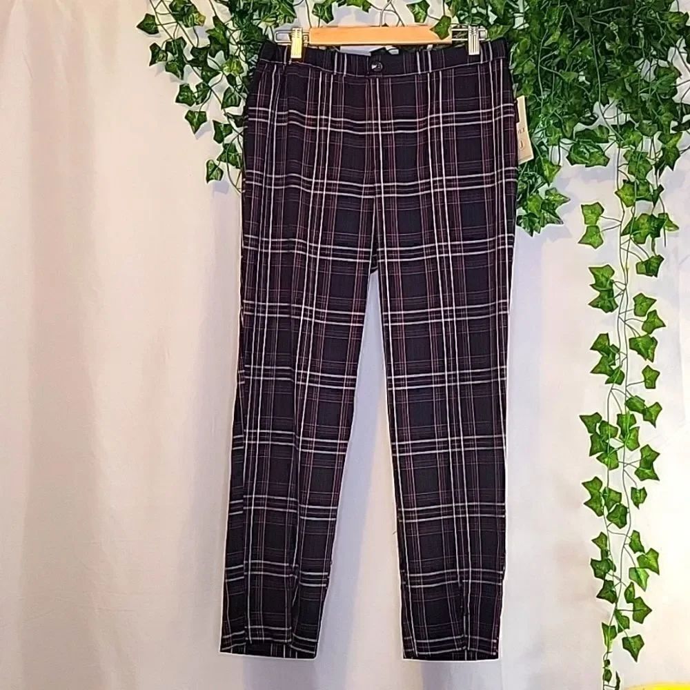 Jolt. Plaid Slacks. Size 11. NWT